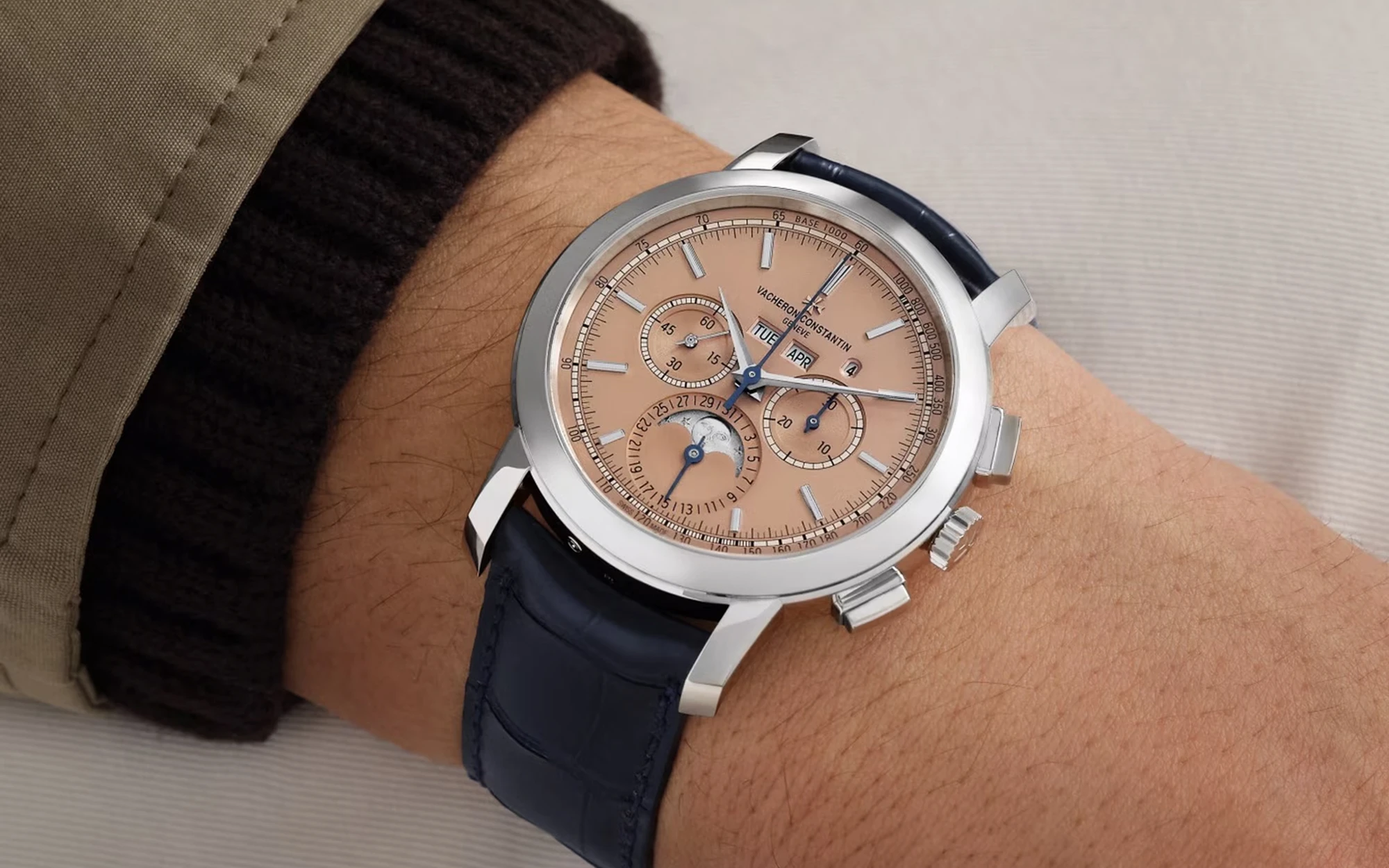 Vacheron constantin traditionnelle perpetual calendar chronograph 6