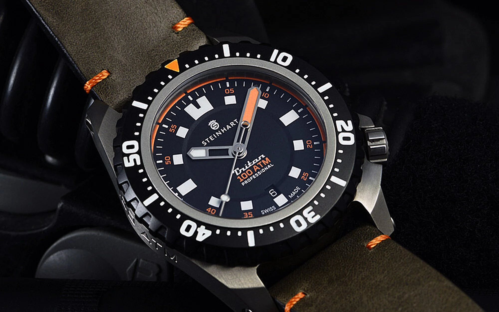 Steinhart triton 1000 titanium diver 4