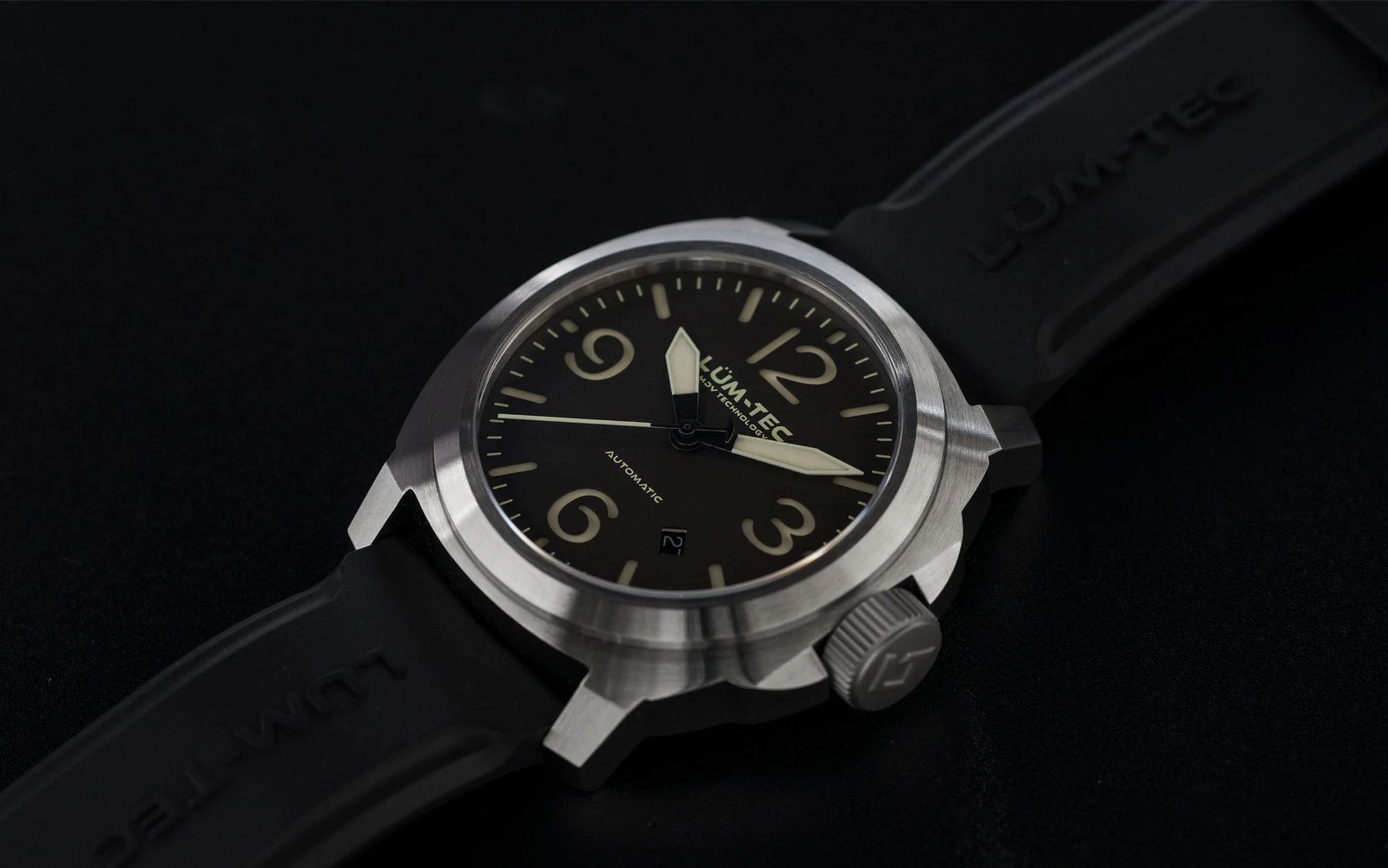 Lum tec watches m93 automatic 2