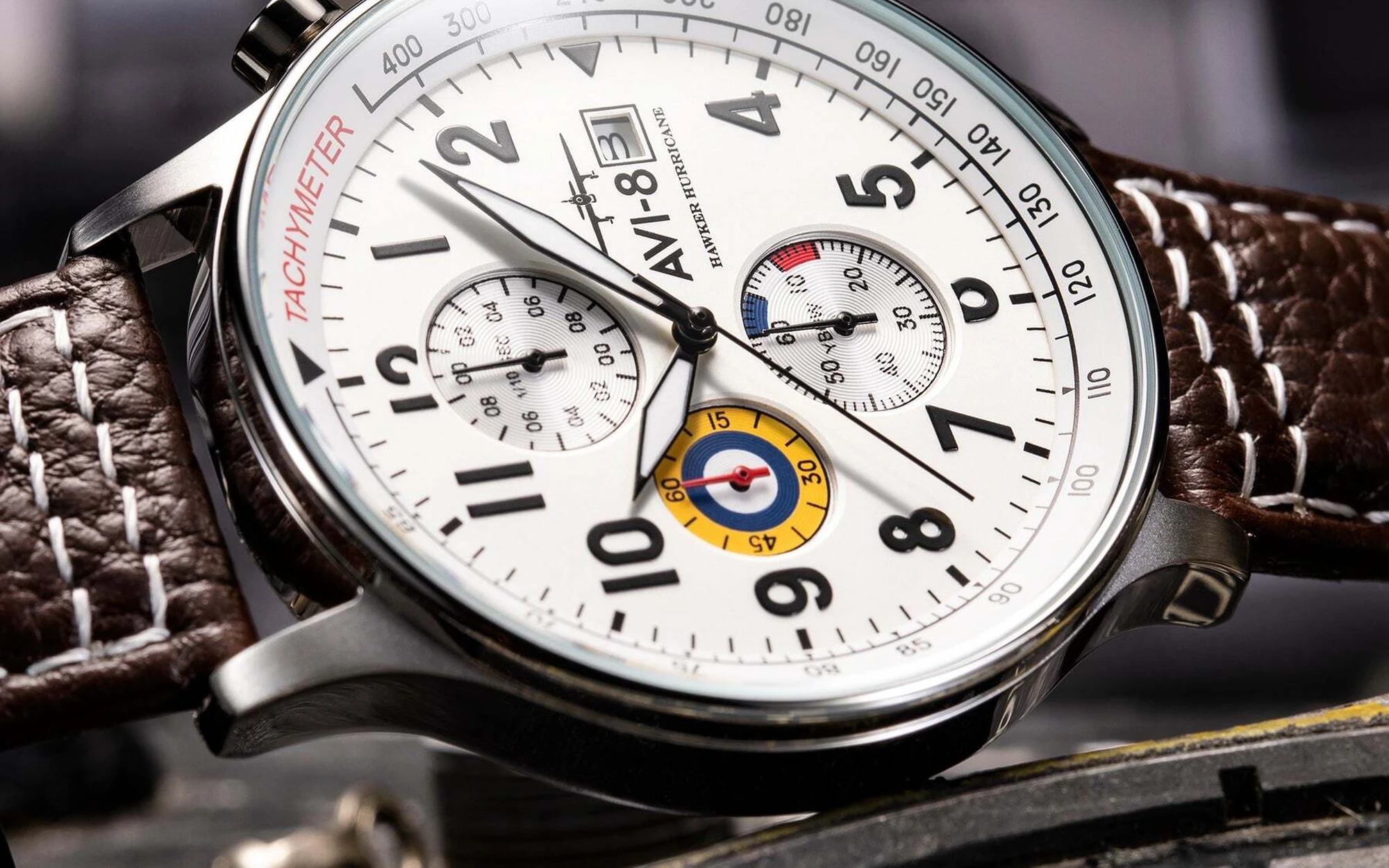 Avi 8 hawker hurricane classic chronograph 1