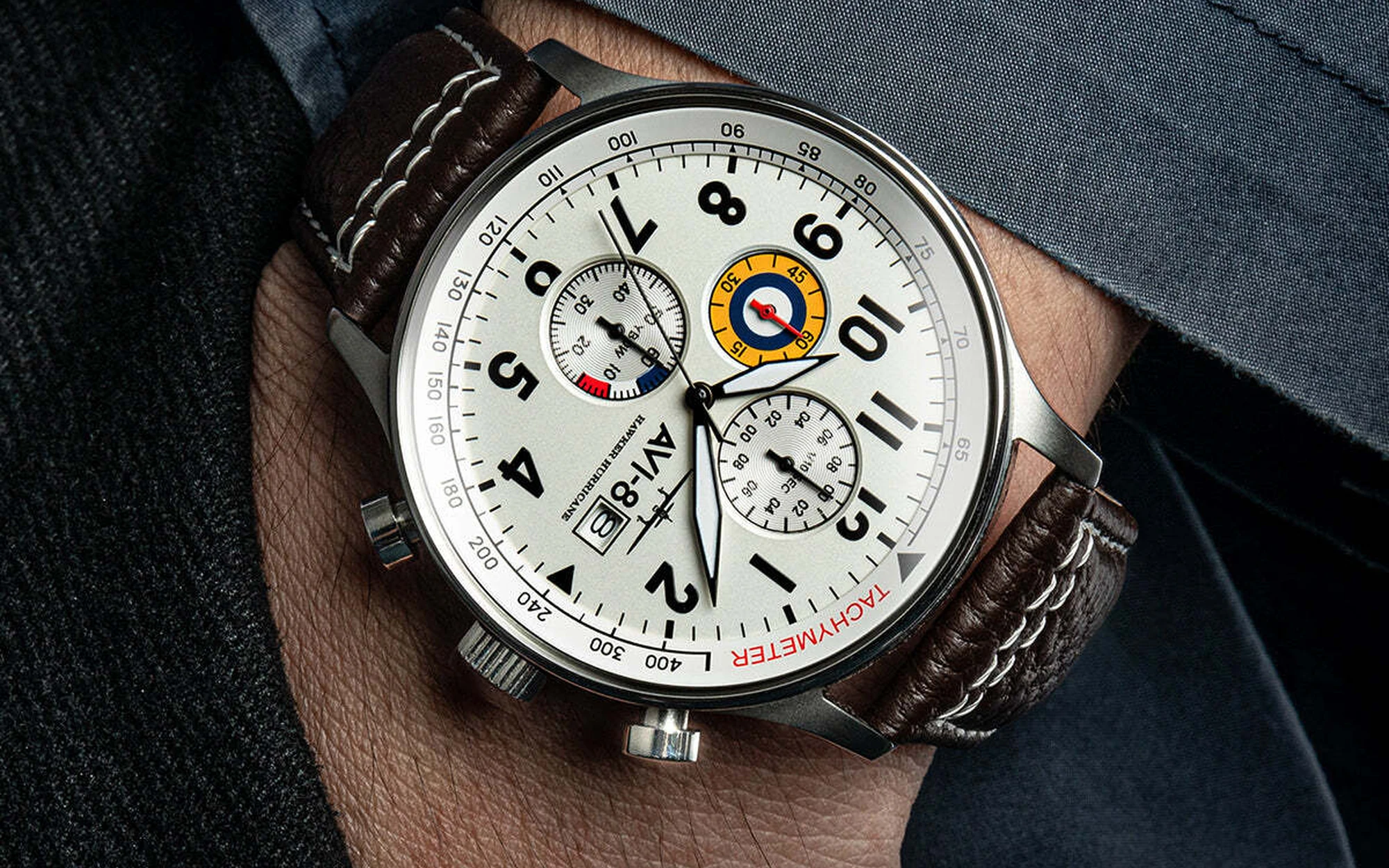 Avi 8 hawker hurricane classic chronograph 5