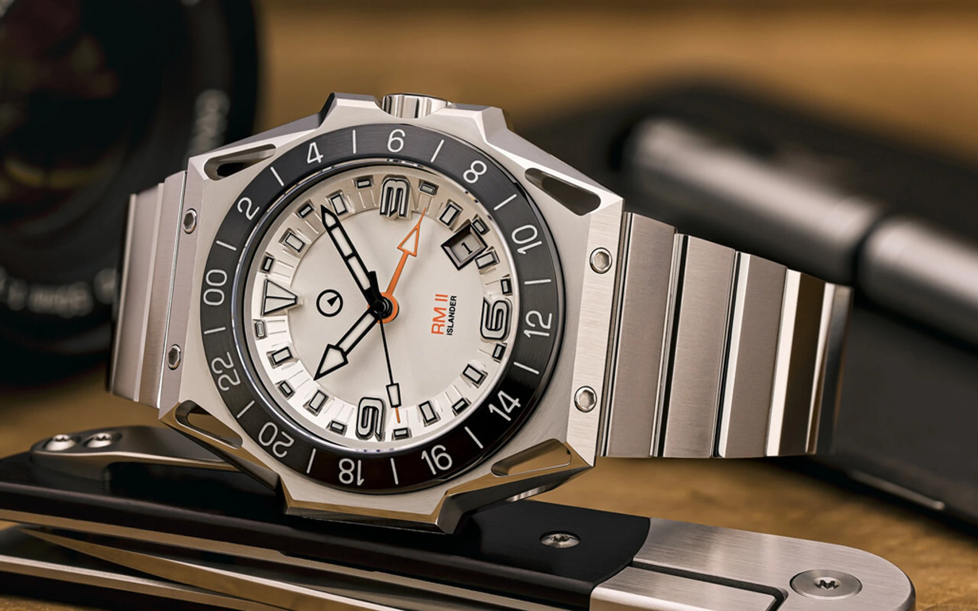 Islander x the urban gentry rangemaster ii gmt 3