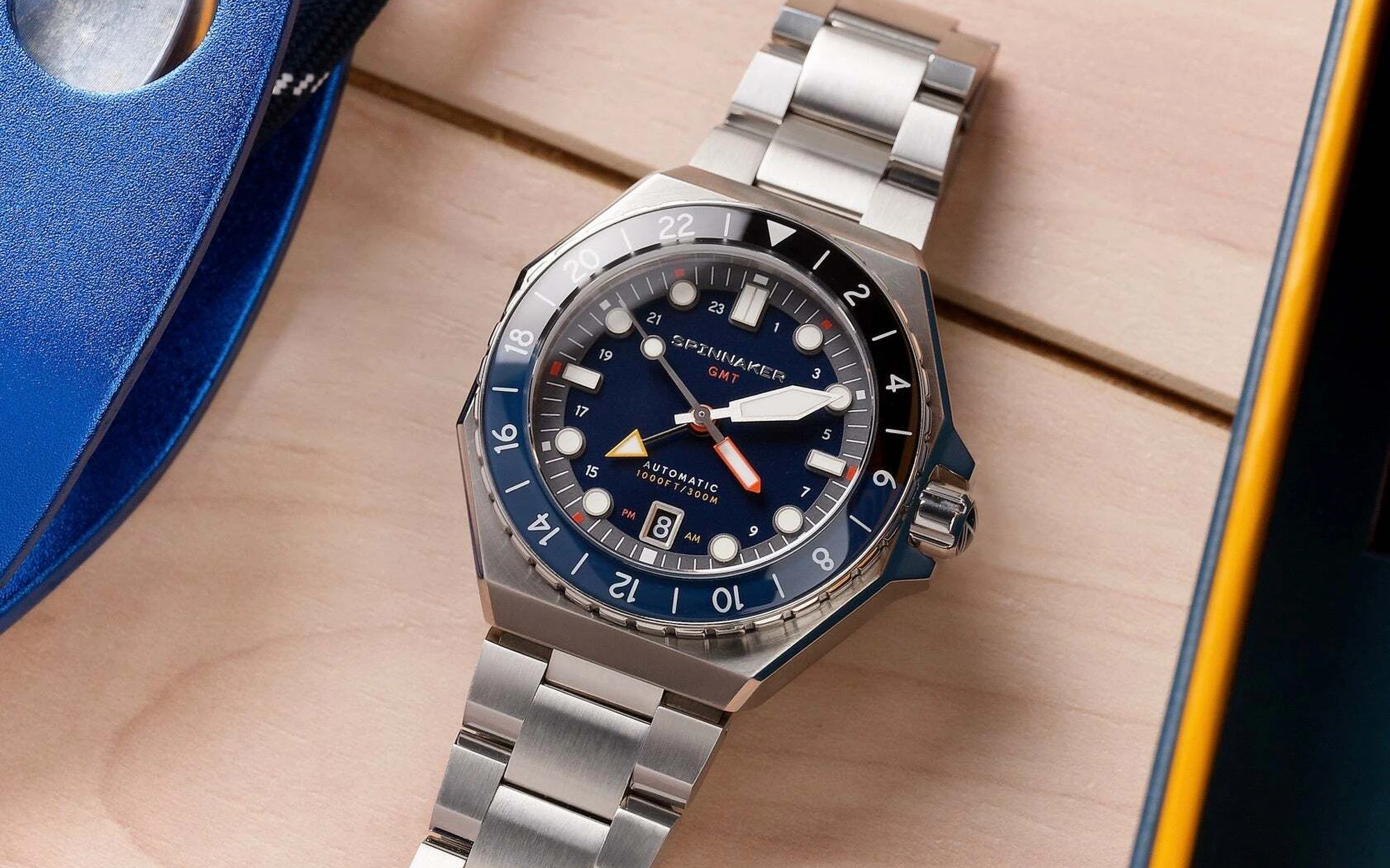 Spinnaker dumas gmt automatic navy black 2