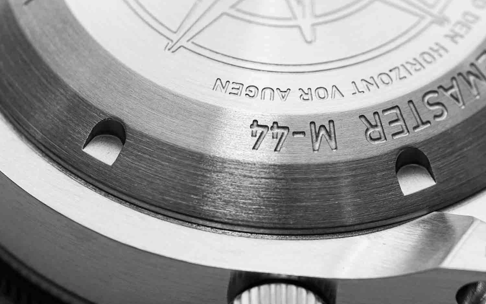 Fortis marinemaster m 44 7
