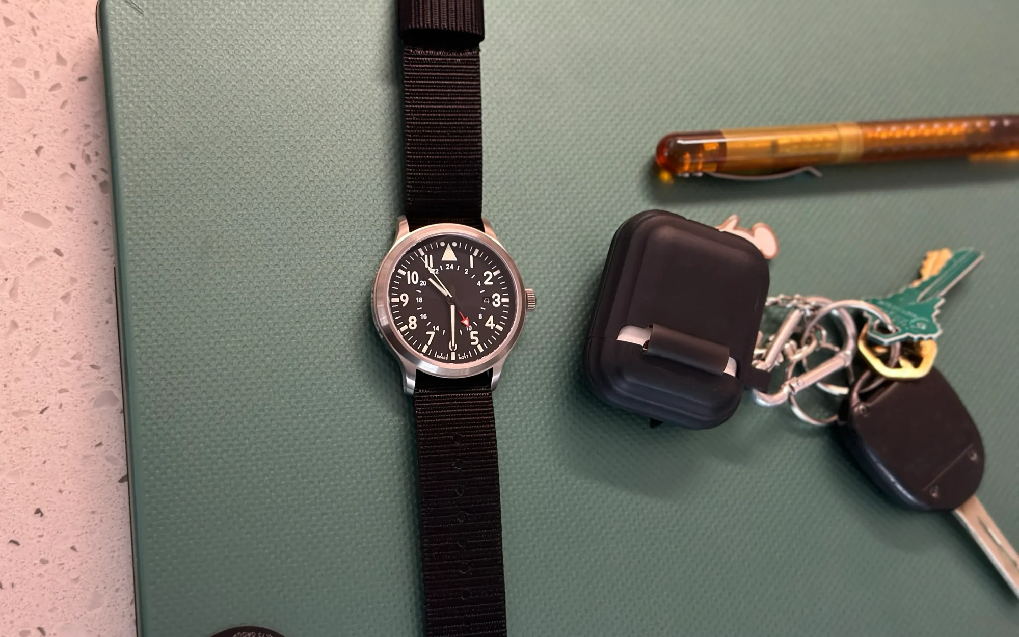 County comm large titanium gmt watch by maratac 2