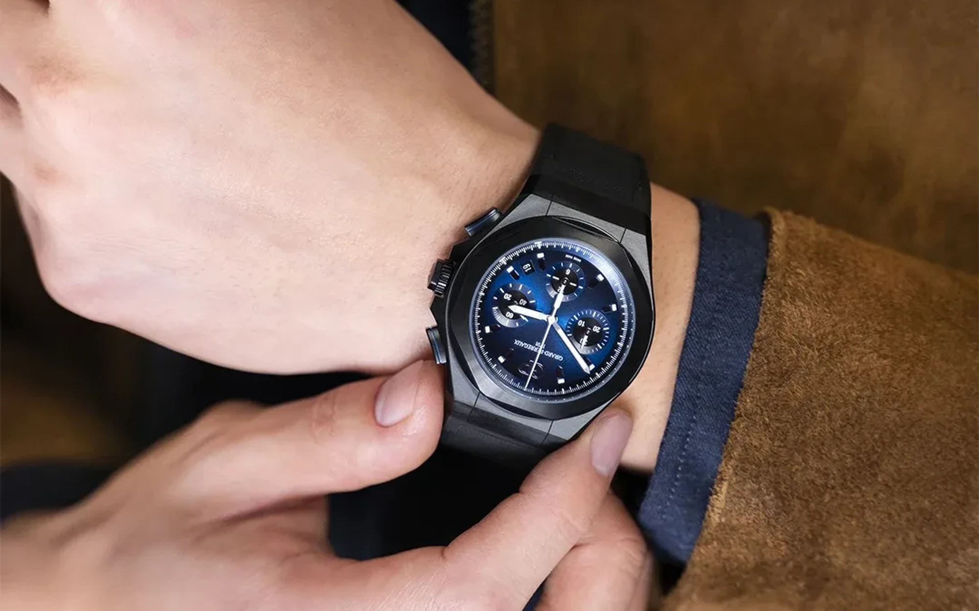 Girard perregaux laureato absolute chronograph 4