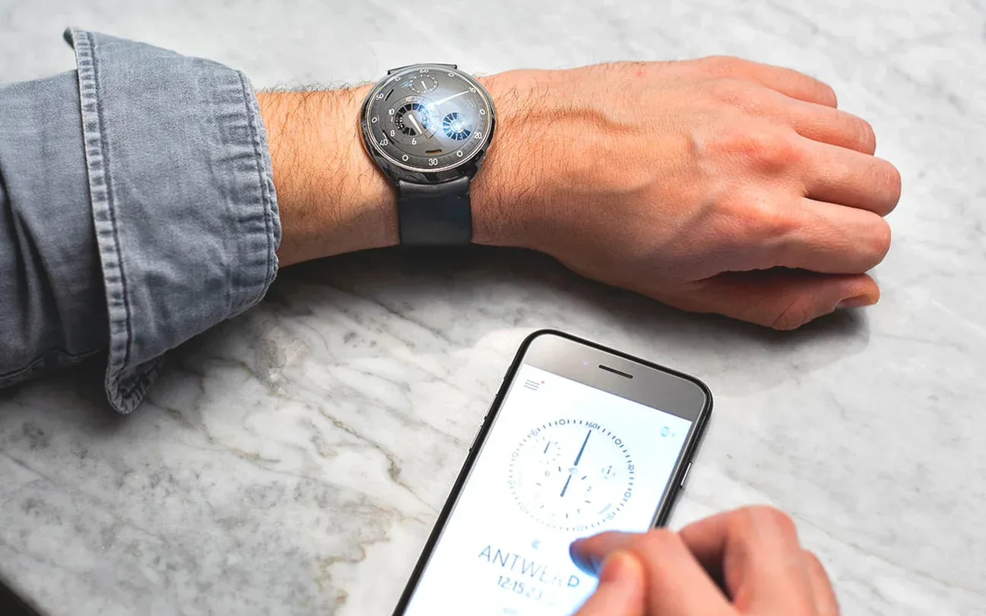 Ressence type 2 anthracite 1