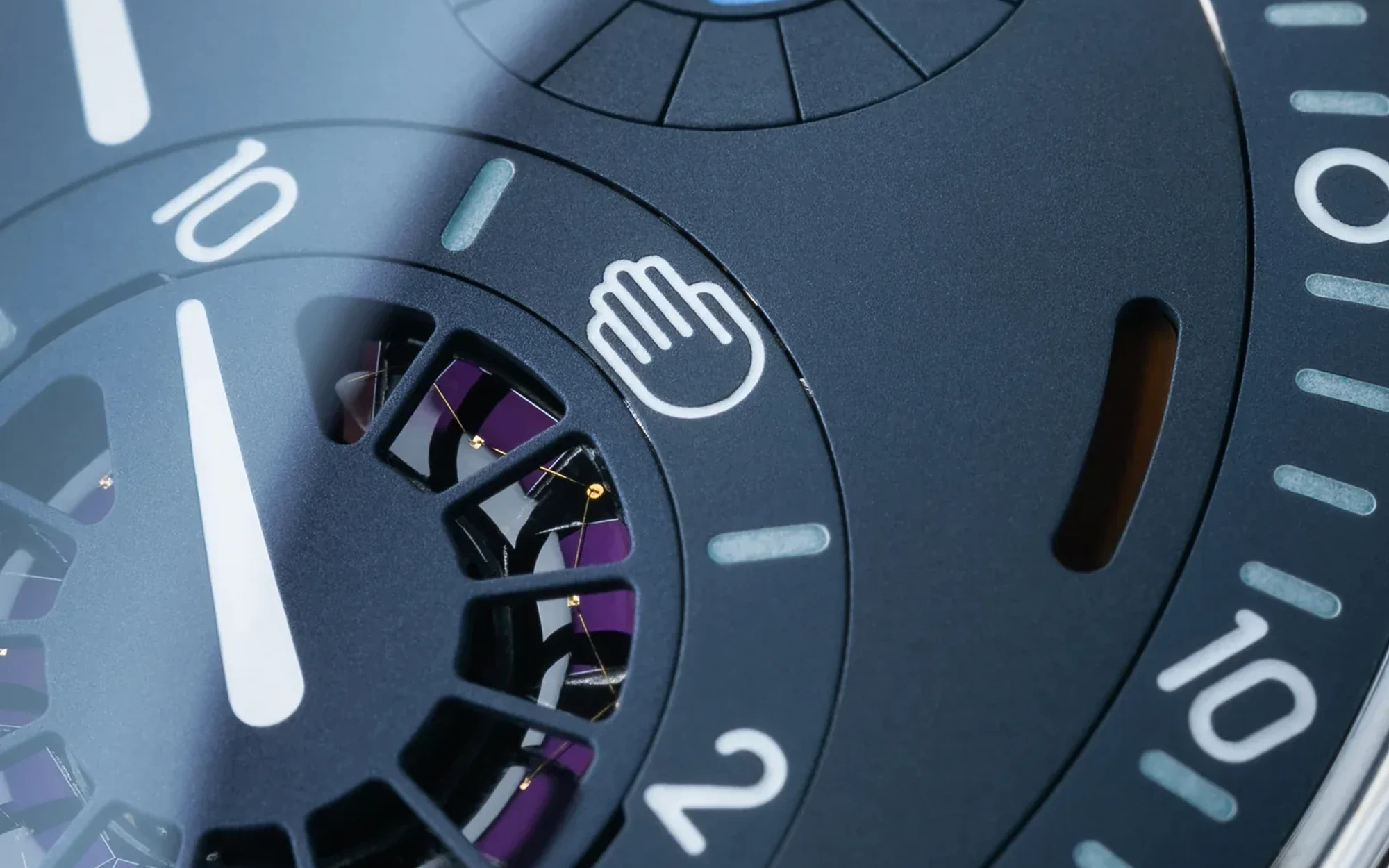 Ressence type 2 anthracite 3