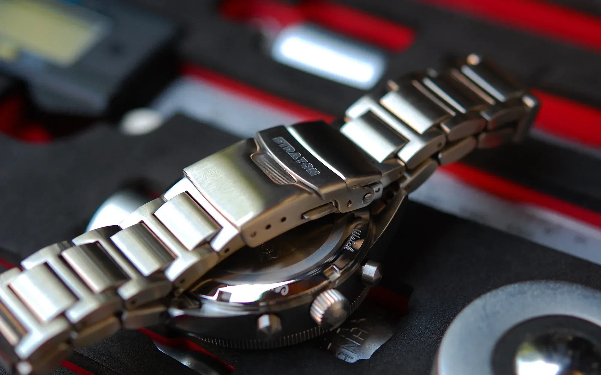 straton-watch-co-daily-driver-3