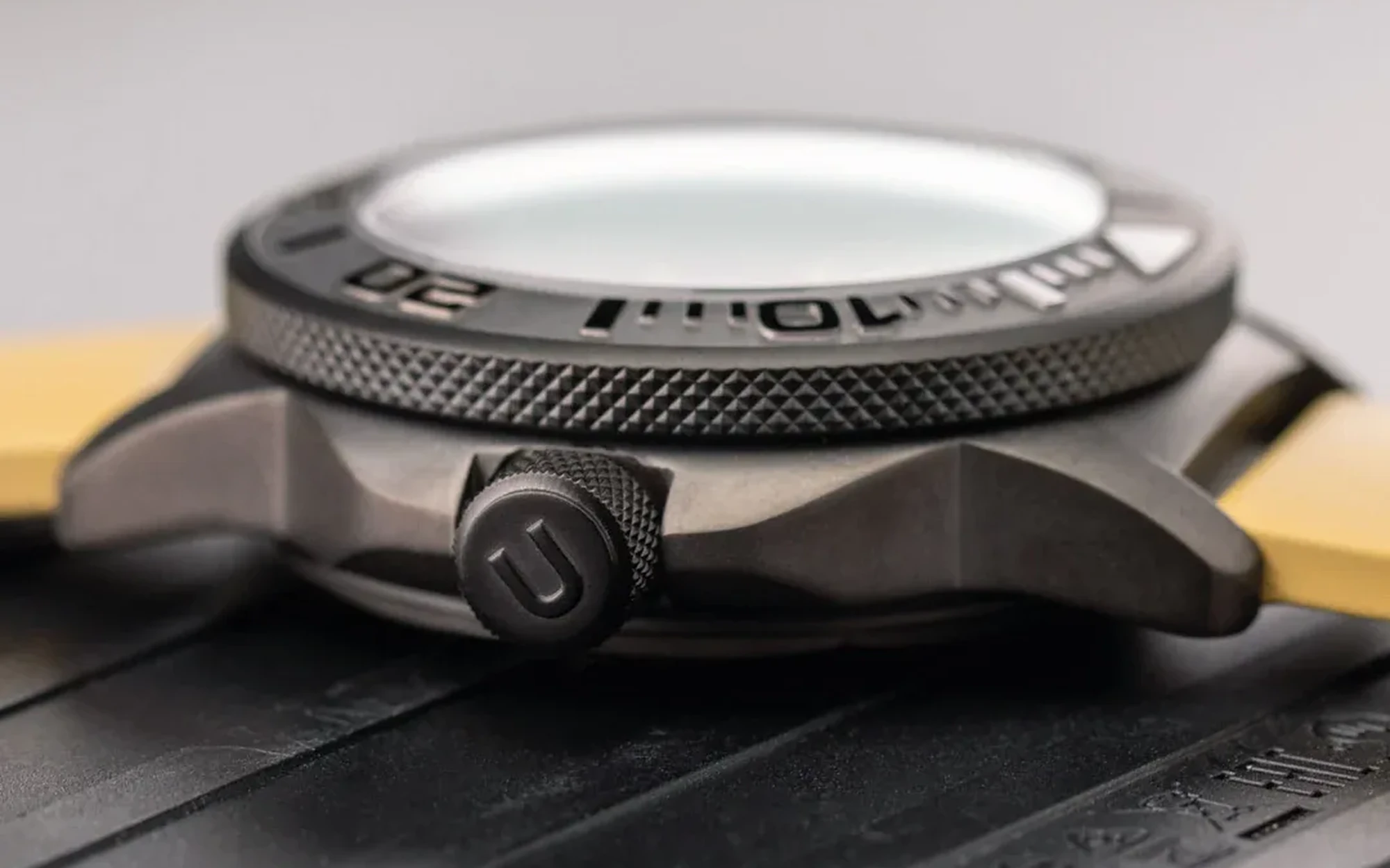 undone-pvd-foxtrot-automatic-3