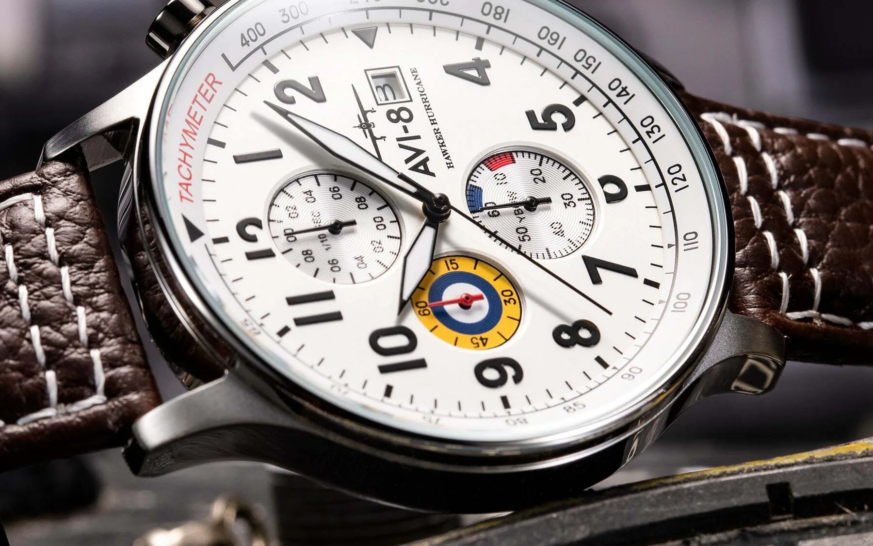 Avi 8 hawker hurricane classic chronograph 1