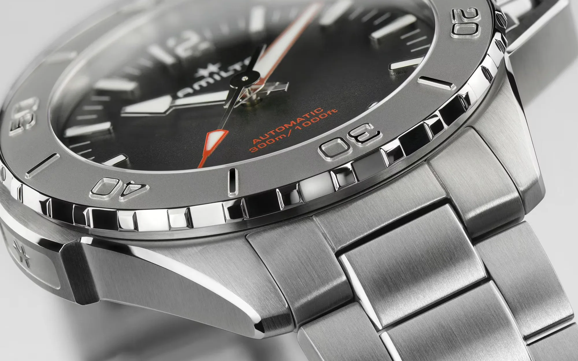 Hamilton khaki navy frogman auto 3