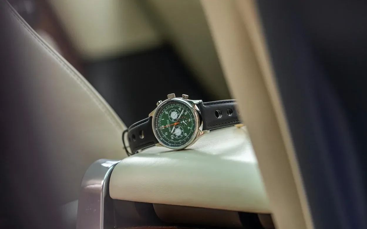 Omologato watches british racing green 7