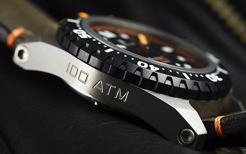 Steinhart triton 1000 titanium diver 6