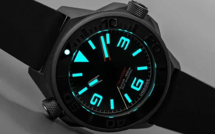 Undone aquadeep signal black automatic 2
